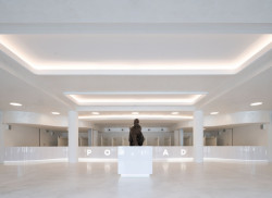 Nově zrekonstruovaný kulturní dům v Ostravě od Platforma architekti