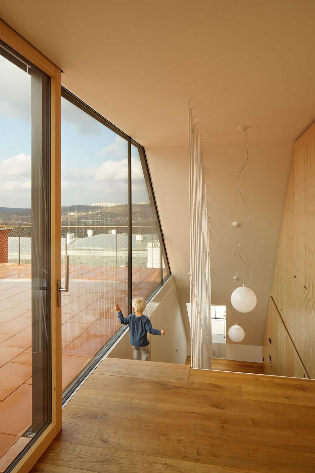 Uhlík architekti, Činžovní dům Letná, nástavba – foto