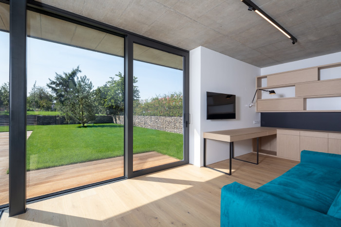 Rodinný dům v Průhonicích od Kamil Mrva Architects