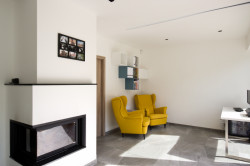 Proměna chaty v rodinný dům od studia Prajaga v Praze