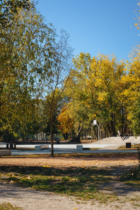 Volnočasový areál v Praze v Čakovicích, U / U Studio.