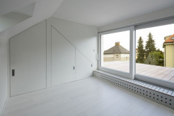 No Architects, Rekonstrukce prvorepublikového bytového domu – foto