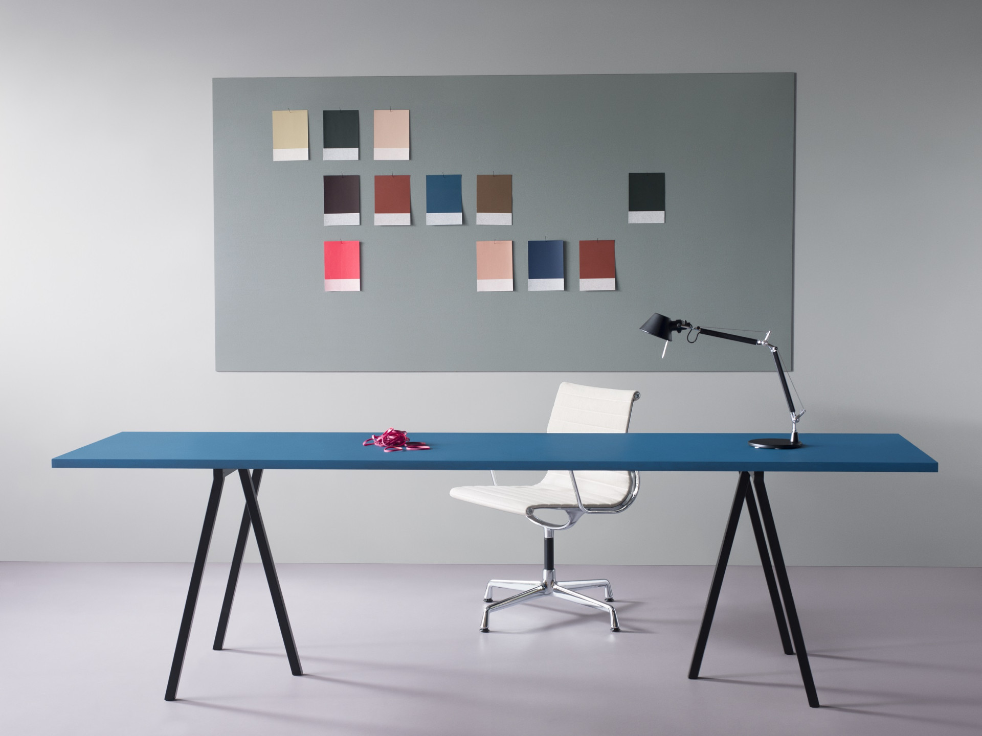 Nástěnka Bulletin Board z přírodního linolea od Forbo Flooring Systems