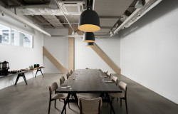 Administrativní brutalistickou budovu v americkém New Haven proměnili architekti ze studia Becker + Becker na luxusní hotel Marcel