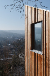 ...poloha je však luxusní. (Dům Vlaštovka, Sodomka Sodomková Architekti)