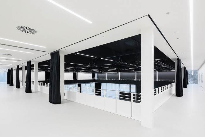 Přestavba pavilonu Z v Českých Budějovicích od studia A8000