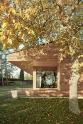 Rodinný dům Zvole u Prahy, Ondřej Kaluš