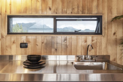 Modulární dvojdům od architekta jménem Rubén Gómez Gañán v Kolumbii