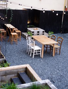 Rekonstrukce restaurační zahrady Hoja, Petr Danda