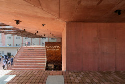 Centrálních polytechnických dílen a Galerie města Pardubic od Šépka architekti