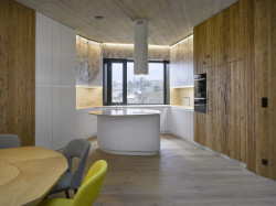 Daniela Polubědovová, Rodinný dům Srdce