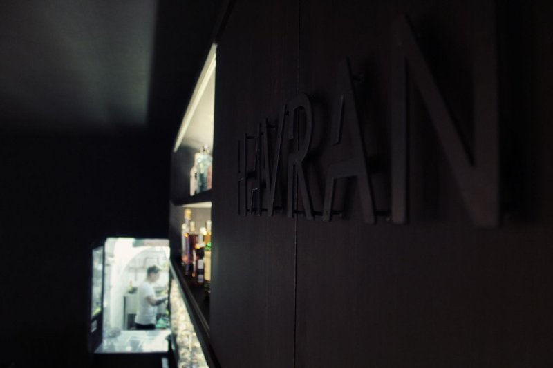 Zavoral Architekt, HAVRAN café—steak—bar – foto