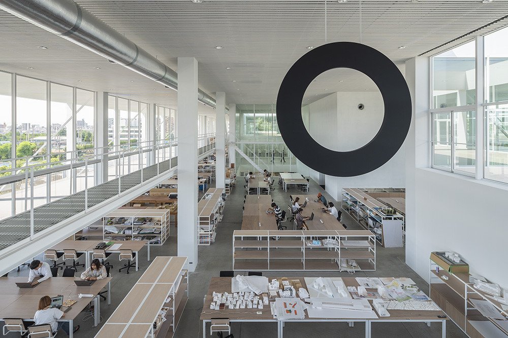 Nagoya Zokei University, univerztní budova v Nagoje