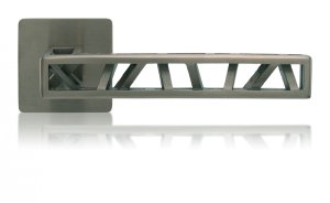 Klika Industry Squelette s povrchem titan braun mat.