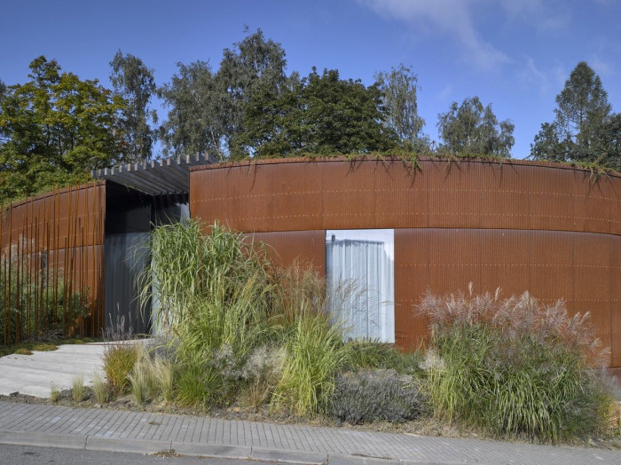 Daniela Polubědovová, Rodinný dům Srdce