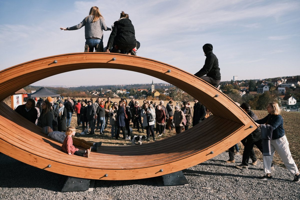 Nebušické Oko od studentů Fakulty architektury ČVUT z ateliéru Seho-Poláček
