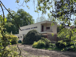 Jaroslav Fragner - Letní vila J. Moráka (Movila), 1932 - 1933. Pohled ze zahrady