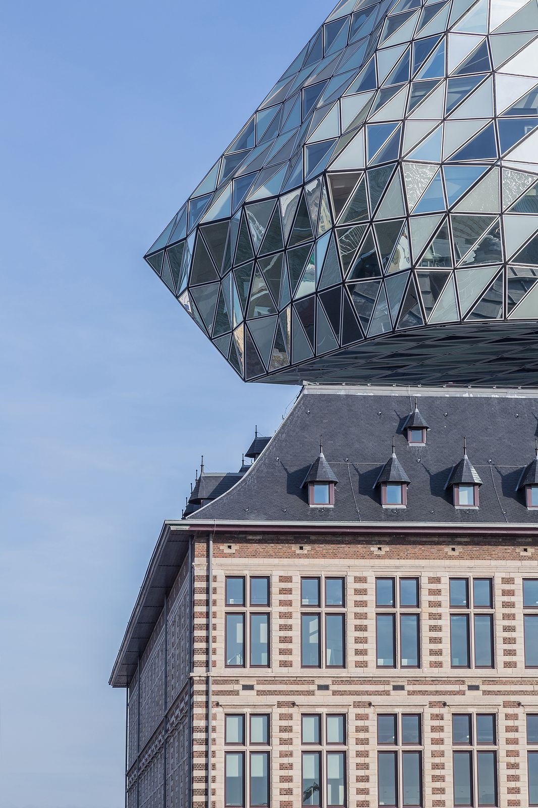 Port House Antverpy, Zaha Hadid,