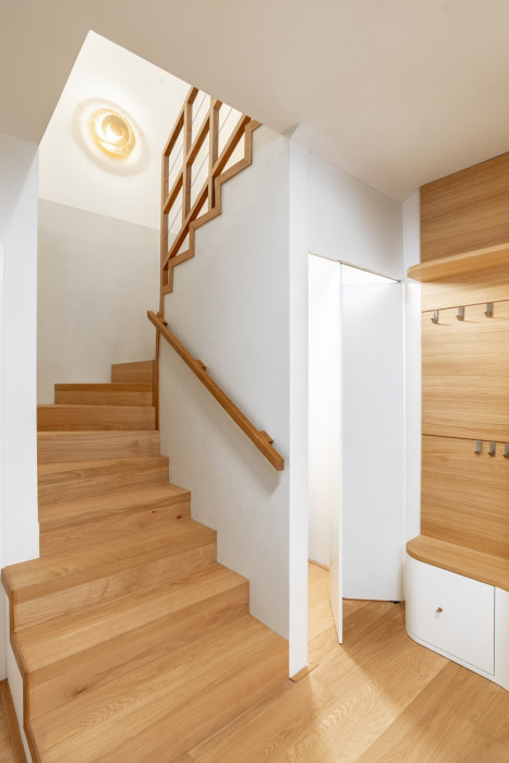 Interiér mezonetového bytu, studio AEIOU