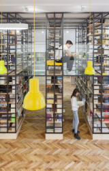 Knihovna pro gymnázium Třeboň, Ateliér 111 architekti