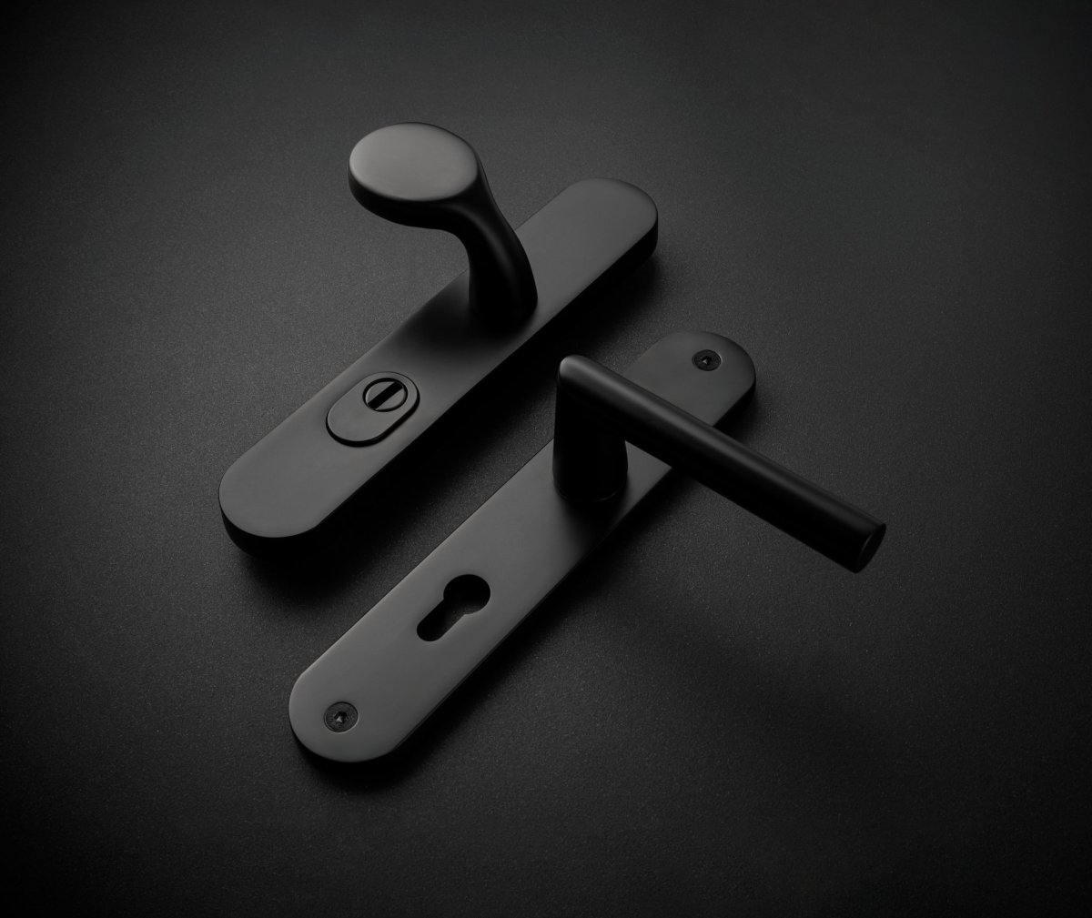Bezpečnostní kování MPK SECURO propojuje minimalistický design s vysokou ochranou.