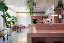 Architektonické studio NEUHÄUSL HUNAL navrhlo interiér pražského vietnamského bistra An