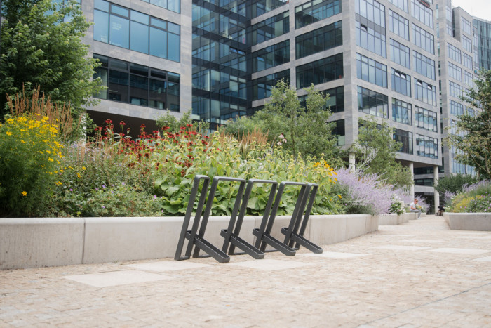  (Cyklostojan IKS od Urbania)