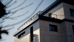 Rodinný dům s keramickou fasádou FRONTEK (Rekonstrukce domu na Vysočině)