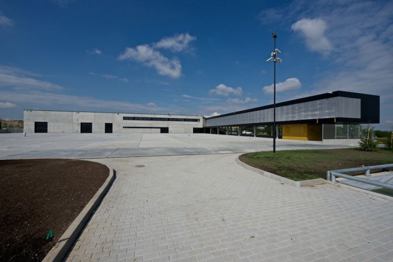 OK PLAN ARCHITECTS s.r.o., SKLADOVACÍ A PARKOVACÍ AREÁL BYCHL s.r.o. - foto