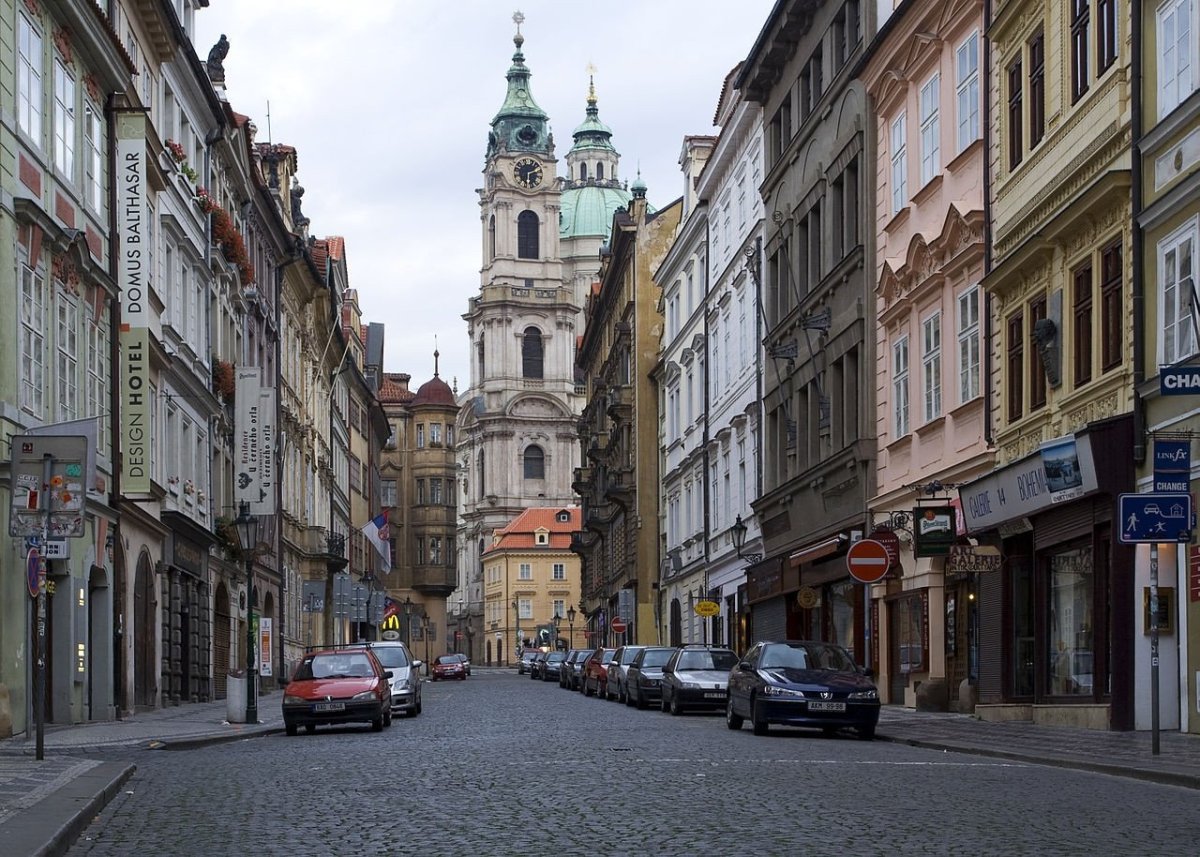 Více než tři čtvrtiny Pražanů trápí bytová krize v Praze. Přesně 86,4 procenta obyvatel metropole vnímá, že se za posledních pět let dostupnost bydlení zhoršila, ilustrační foto.
