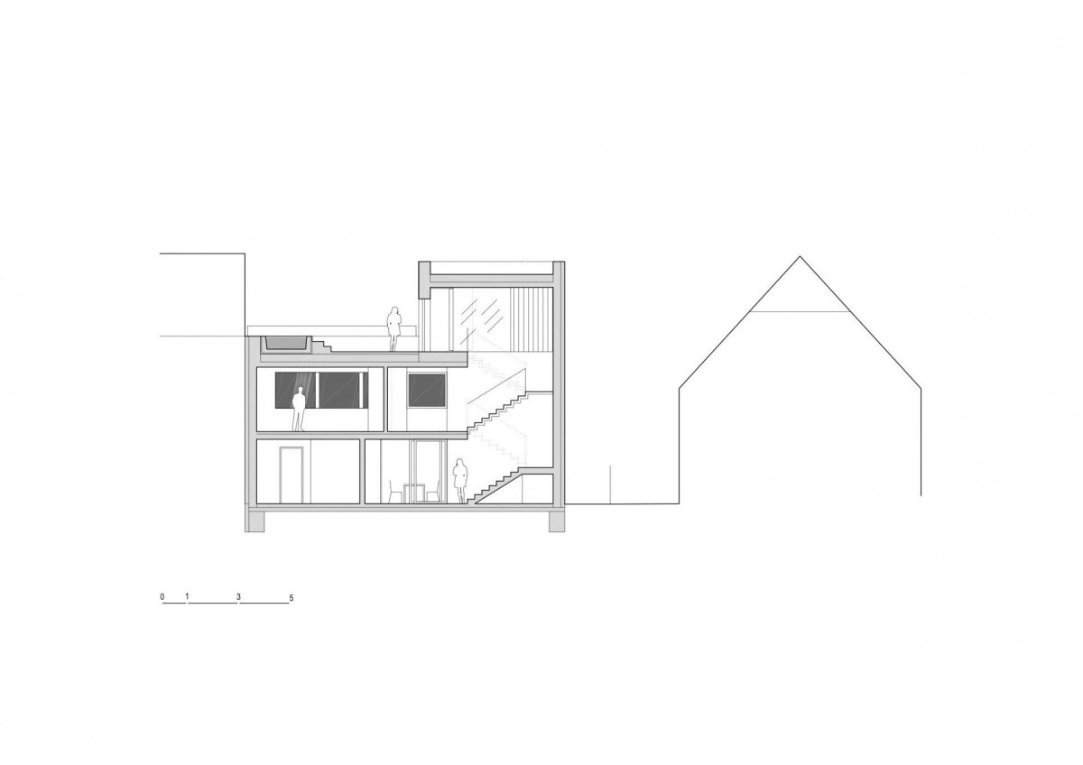 Rodinný dům v Praze-Zbraslavi, Mimosa architekti, řez