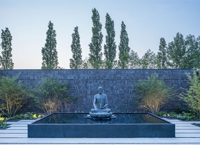 Buddhistické centrum Vajrasana od Walters & Cohen Architects