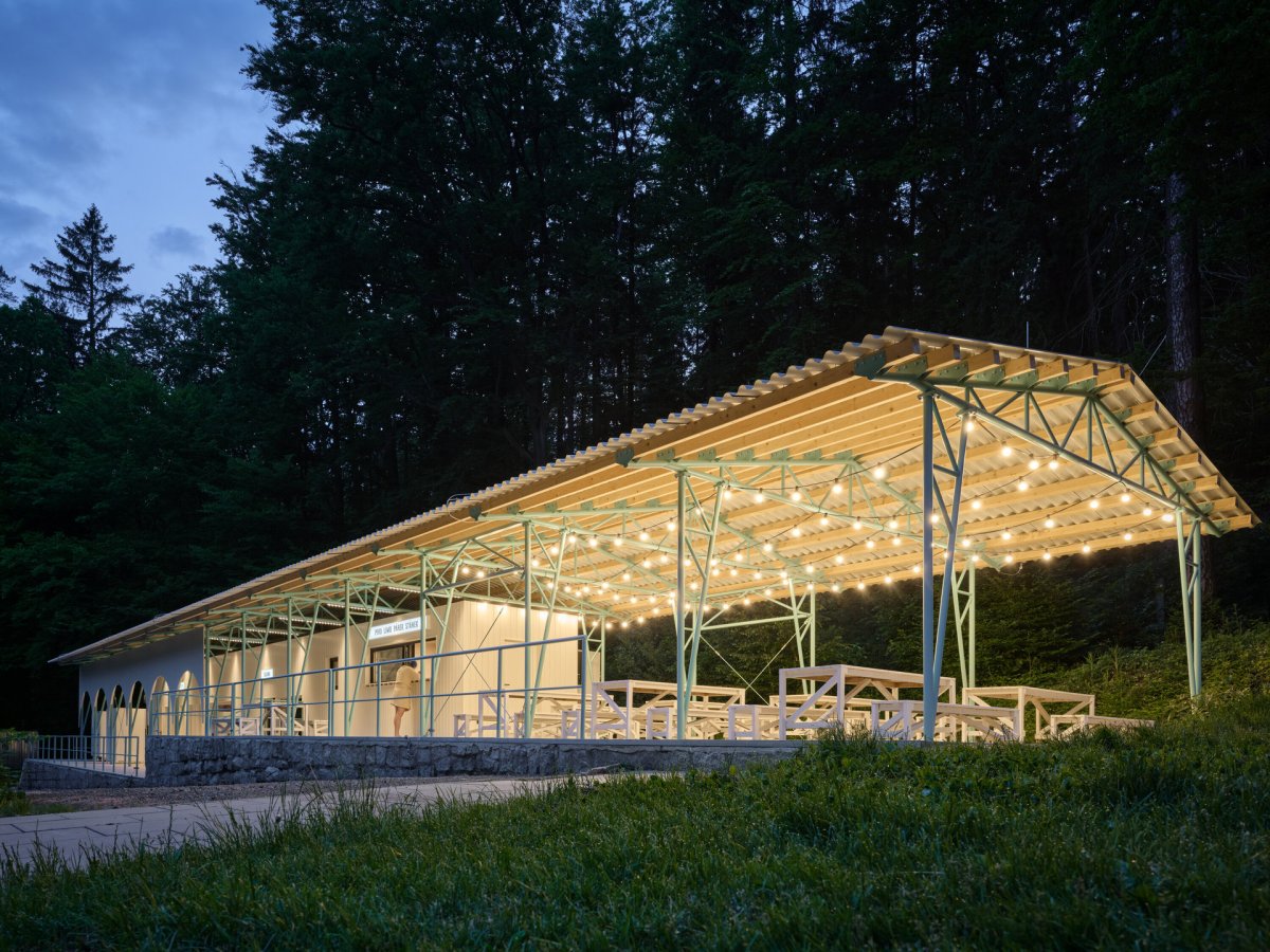  (Zázemí Lesního koupaliště, Mjölk architekti, Marie Vondráková)