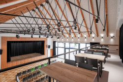 Kulturní dům v Olšanech na Brněnsku od studia Laplan