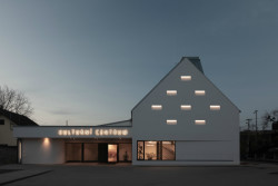 Informační a kulturní centrum Píšť, Knesl + Kynčl architekti / Jiří Knesl, Jakub Kynčl