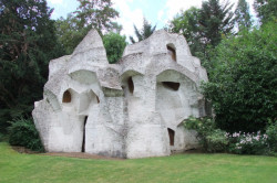 Modern Architecture and Interiors, Bloc