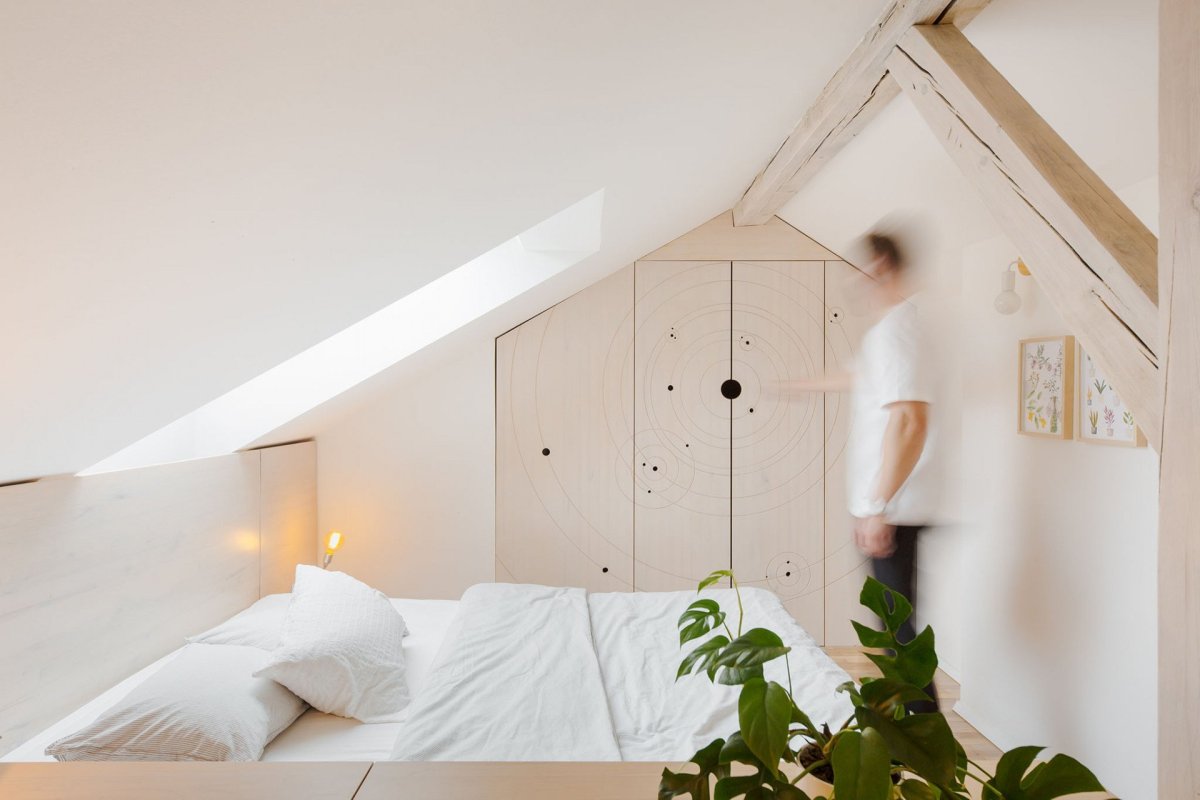Vršovické podkroví, Mooza architecture / Klára Kuncová (Císařovská)