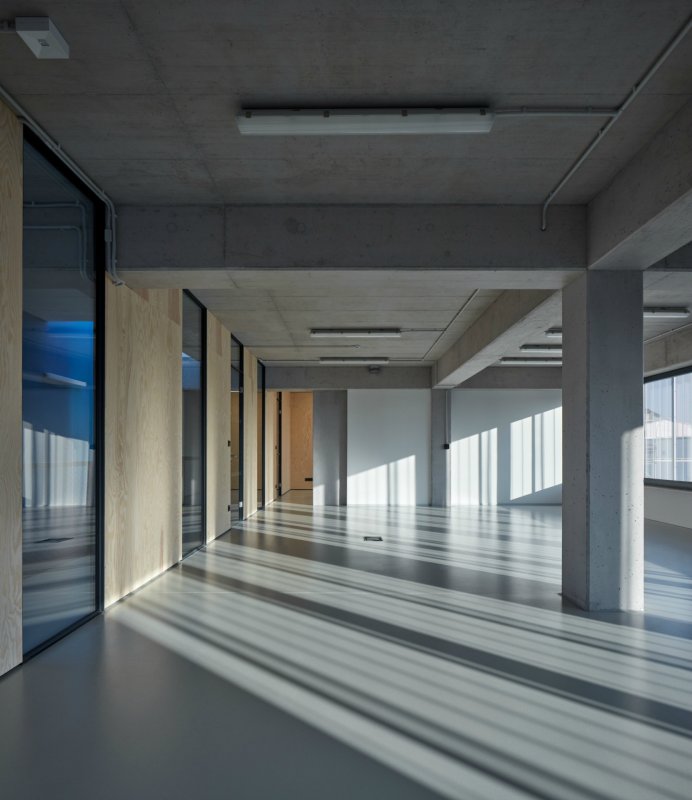 Výrobní a administrativní objekt firmy Pilana Karbid v Hulíně, Ellement architects