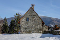 Roubenka Mezi lukami v Beskydech nedaleko Čeladné