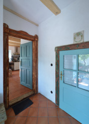 Rekonstrukce rodinného domu v Černošicích, 3+1 architekti