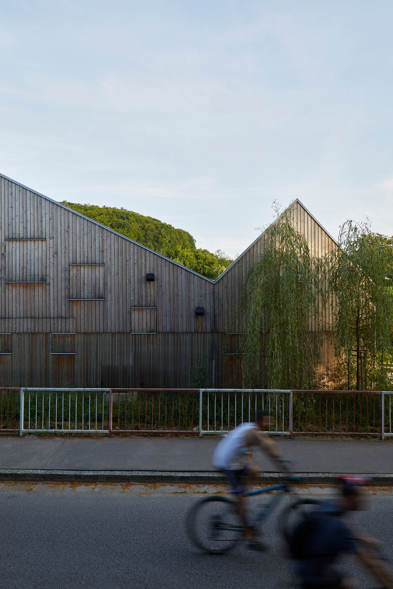Proměna hospodářské usedlosti s mlýnem na Slovensku od RDTH architekti