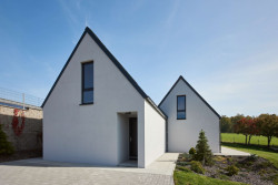 Rekreační dům, Modulora: Jedna část domu je obytná, ve druhé je wellness