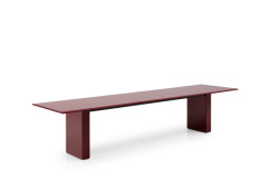 Stůl Assiale od od B&B Italia rozložený