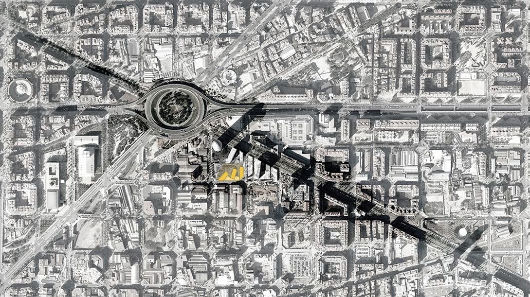 Esteve Bonell, Josep Maria Gil, peris+toral.arquitectes, kolektivní bydlení pro seniory a zdravotní středisko v Barceloně, situace