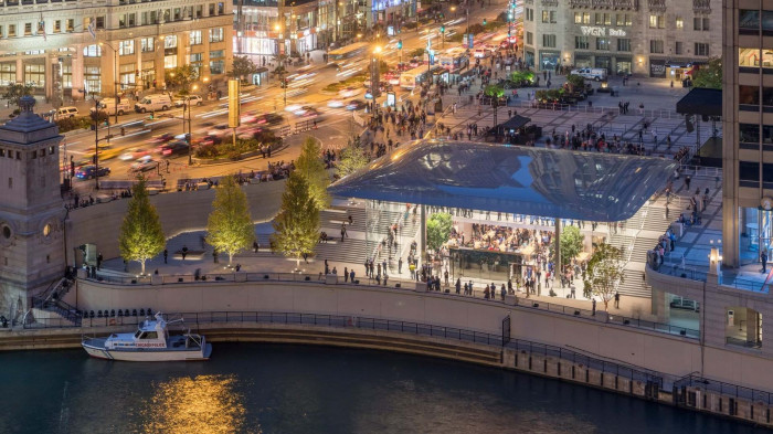 Apple Michigan Avenue , Foster + Partners