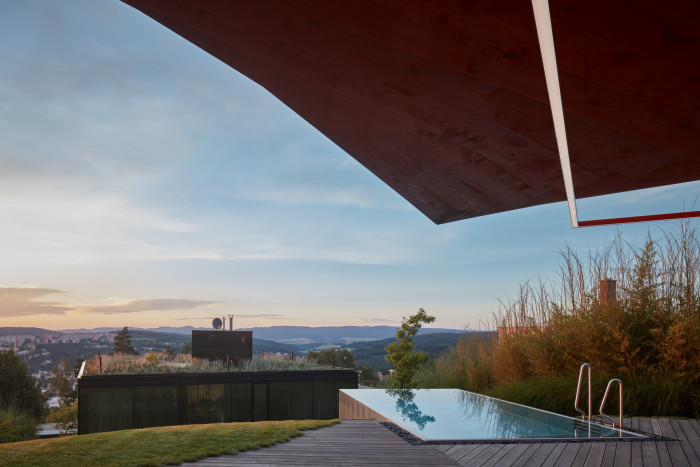 Lazy House, petrjanda/brainwork