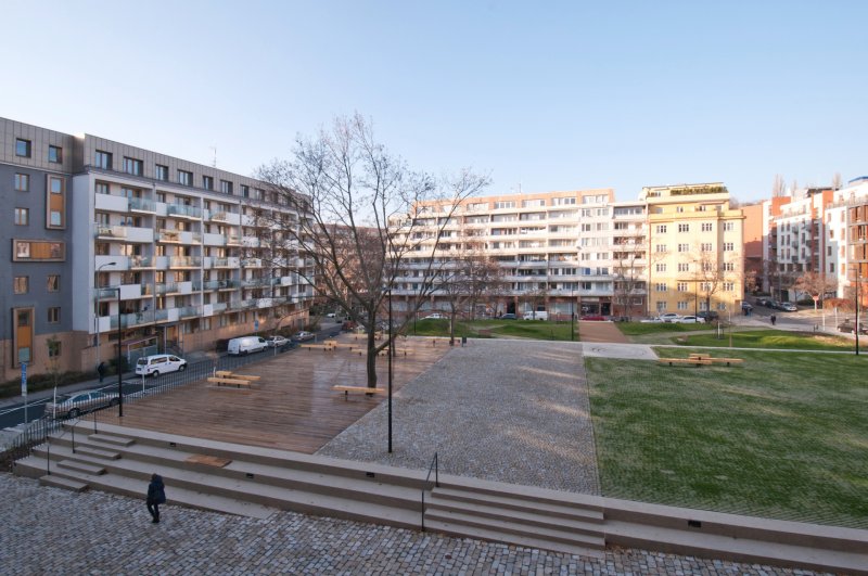 Revitalizace Komenského náměstí v Praze na Žižkově, MCA atelier/ Pavla Melková, Miroslav Cikán