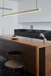 Rekonstrukce bytu na Starém Městě pražském od ateliéru Lenka Míková architekti