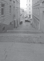 Edit!, rekonstrukce Seifertovy ulice, původní stav