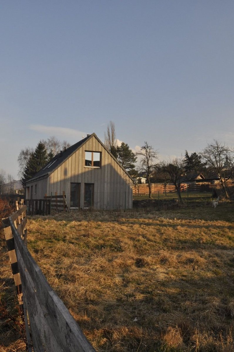 Architektonické studio Markéta Bromová, Rodinný dům Jiřetín pod Jedlovou – foto